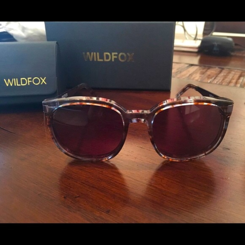 WILDFOX Geena sunglasses